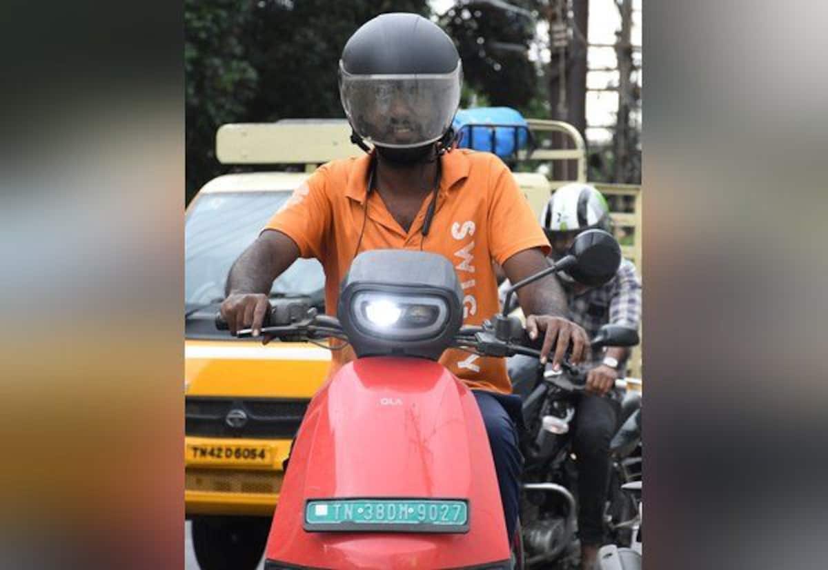 மின் வாகனம் வாங்க ரூ.20,000 மானியம் டெலிவரி ஊழியர்கள் வாங்க தயங்குவது ஏன்?