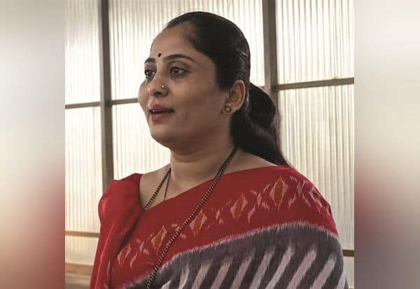  பால் உற்பத்தி தொழிலில் ஈடுபட்டுள்ள ஜோதி!
