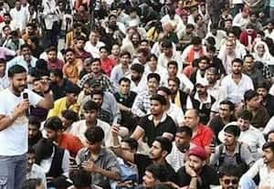டில்லியில் போராட்டம்; இடஒதுக்கீட்டை எதிர்ப்பவர்கள் மீது தேசத் துரோக வழக்கு பதிவு செய்ய வலியுறுத்தல்