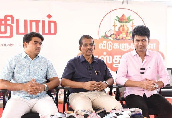  கோவை கார்த்திபுரத்தில் 200 ஏக்கர் 'டவுன்ஷிப்' ஒரே நாளில் 101 வீடுகளுக்கு வாஸ்து பூஜை