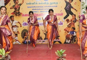  கலைத்திருவிழா போட்டிகளில்  மாணவ, மாணவிகள் அசத்தல்