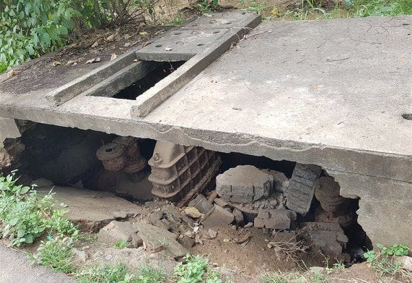  சேதமான தொட்டியால் அதிக விபத்து அபாயம்