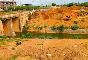  திருவள்ளூர் - மைலாப்பூர் சாலை விரிவாக்கத்தில் கிருஷ்ணா கால்வாய் மேம்பால பணி தொடக்கம்