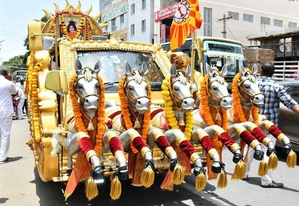 ஸ்ரீ சத்ய சாயி பிரேம ரதம்... அன்பின் பயணம்