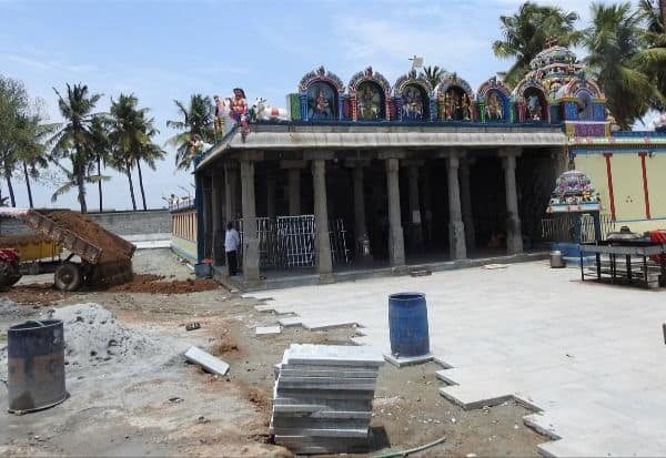  அகத்தீஸ்வரர் கோவில் பிரகாரம் சீரமைப்பு பணி; நிதி ஆதாரம் இல்லாமல் நிர்வாகம் தவிப்பு