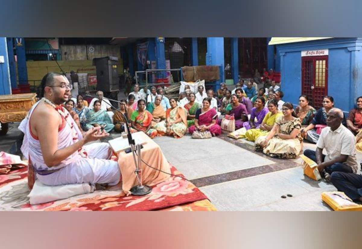 பெருமாள் கோவிலில் சிறப்பு உபன்யாசம்