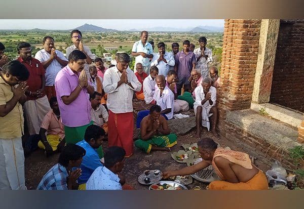  மணலுார் முருகன் கோவில் திருப்பணிக்கான பூமி பூஜை