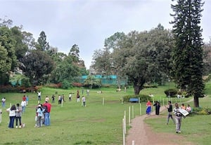  'கொடை'யில் குவிந்த சுற்றுலா பயணிகள்