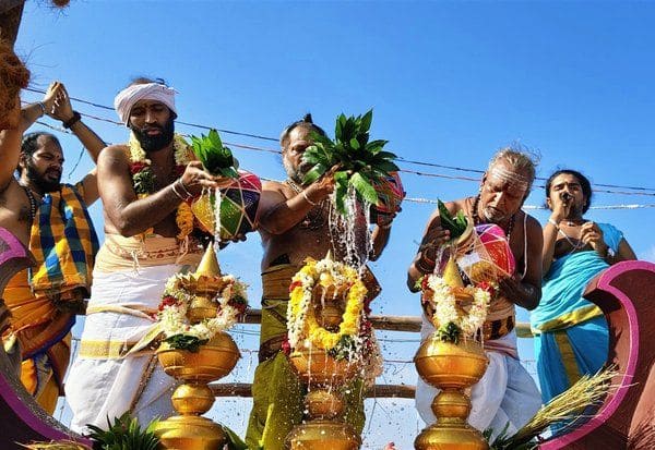 ஸ்ரீமாரியம்மன் கோவில் மஹா கும்பாபிேஷகம் :ராக்கியாபாளையத்தில் கோலாகலம்