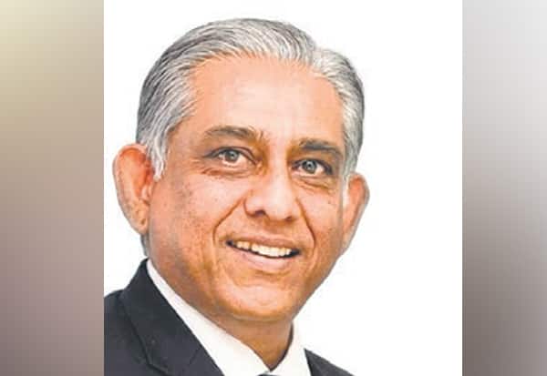 தனியாருக்கு அதிக வாய்ப்பு வேண்டும்