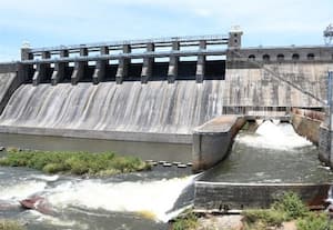  இரு மாவட்ட குடிநீர் தேவைக்காக அமராவதி அணையில் நீர் திறப்பு