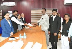  மக்கள் நீதிமன்றத்தில் 4 வழக்குகளுக்கு தீர்வு