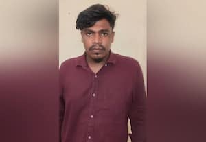  வாலிபர் வெட்டி படுகொலை முன்விரோதத்தால் வெறிச்செயல்