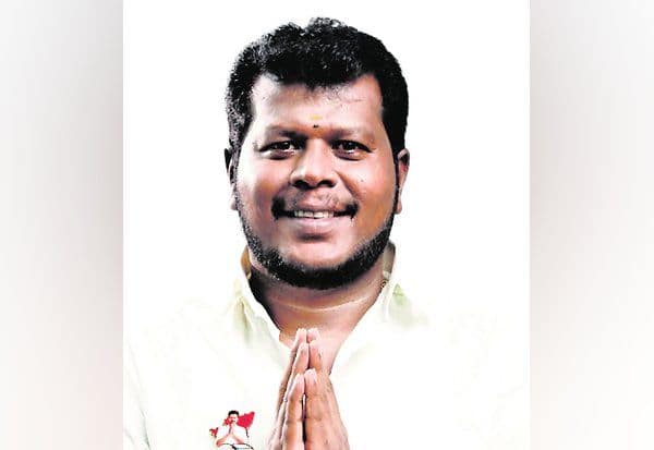  பொங்கலுக்கு 4 முழ வேட்டி ஏன்? அமைச்சர் விஜய் பாலாஜி விளக்கம்!