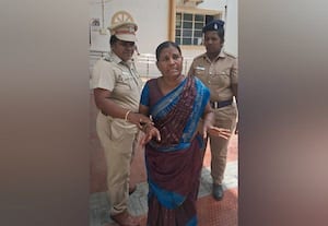  ஊராட்சி பெண் தலைவி தற்கொலைக்கு முயற்சி