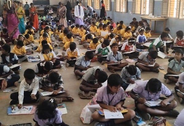  தேவகோட்டையில் ஓவியப்போட்டி