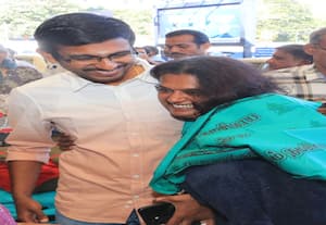 நேபாள வெள்ளத்தில் தப்பிய 28 பேர் கோவை திரும்பினர்: உறவினர்கள் மகிழ்ச்சி