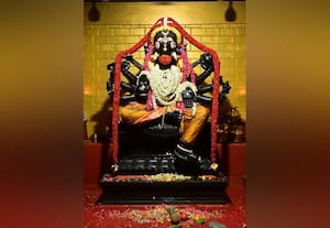 யோக மாயா லலிதாம்பிகை கோவிலில் மகா அபிேஷகம்