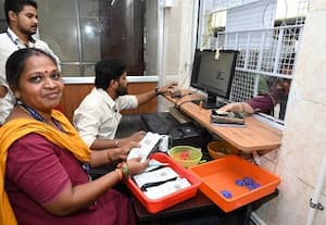  52 கோவில்களில் மொபைல் போனுக்கு தடை; நேற்று முதல் அமலுக்கு வந்தது