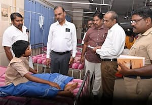  அரசு பஸ் படிக்கட்டில் இருந்து விழுந்த 10 மாணவியர் படுகாயம்