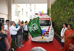  எஸ்.ஆர்.எம்., மருத்துவ கல்லுாரியின் இதய சிகிச்சைக்கான நடமாடும் வாகனம்