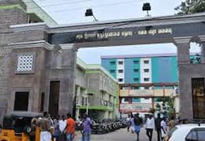  'தாய்'க்கு வந்த சோதனை: அரசு மருத்துவமனையில் கூடுதல் நோயாளிகளால் இருவேறு இடங்களில் செயல்படுவதால் திணறல்