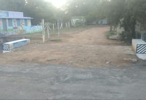  பள்ளியில் 'கேட்' இல்லை பாதுகாப்பு கேள்விக்குறி