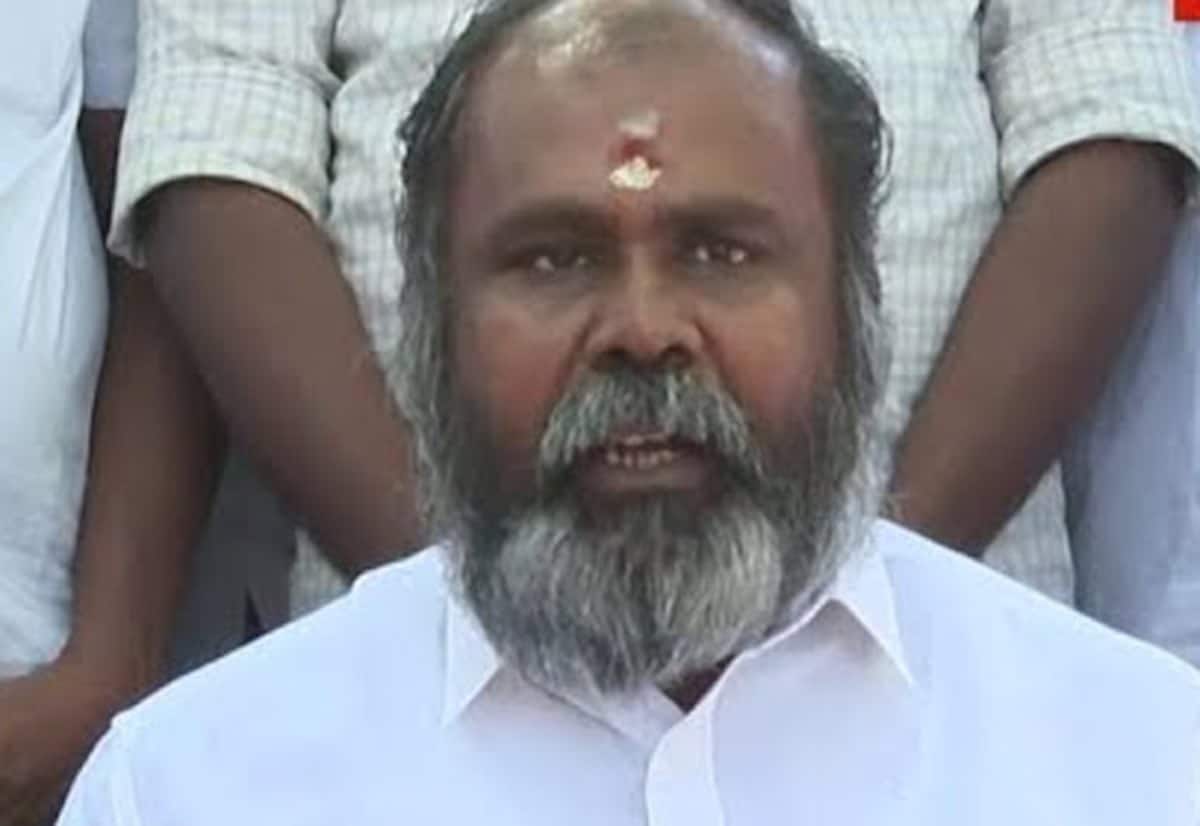 முஸ்லிம் லீக் எம்.எல்.ஏ.க்களிடம் குதிரை பேரம்: அதிமுக கேள்வி