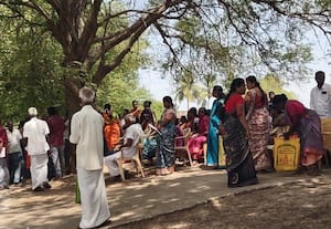  15 நிமிடத்தில் முடிந்த குறை தீர்க்கும் முகாம்