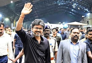 லண்டன் சென்றடைந்தார் முதல்வர் விஜய்; பிரிட்டன் வாழ் தமிழர்கள் உற்சாக வரவேற்பு