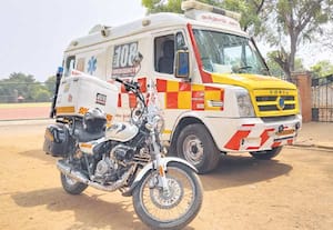 முதல்வர் கோப்பை விளையாட்டில் மருத்துவ சேவைக்கு ஆம்புலன்ஸ்