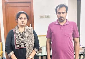 போலி ஆவணம் தயாரித்து சிம்கார்டு பெற்ற தம்பதி கைது