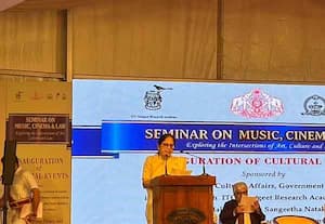 சட்டமும், இசையும் மாறுபட்டதல்ல; உச்சநீதிமன்ற நீதிபதி மோகனா பேச்சு