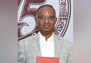 'டிஜிட்டல்' தளத்திலும் சிறந்து விளங்கி உலக தமிழ் மக்களை இணைக்கும் 'தினமலர்' :எஸ்.ஆர்.எம்., பல்கலை பதிவாளர் பாராட்டு