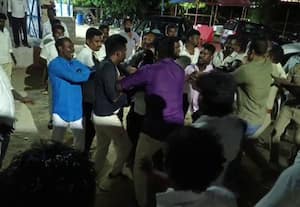 திருச்செந்துாரில் திருமாவளவன் முன்னிலையில் விடுதலை சிறுத்தைகள் கட்சியினர் மோதல்