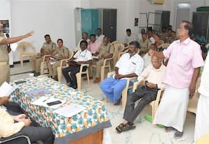  நாட்டு மாடுகளுக்கு 6 ஆயிரம் எக்டேர் மேய்ச்சல் நிலங்கள் விவசாயிகள்  குறைதீர் கூட்டத்தில் வனத்துறை தகவல்