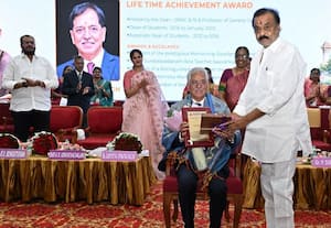  போரூர் ராமச்சந்திரா பல்கலை தின விழா ஊழியர்களுக்கு விருது வழங்கி கவுரவம்