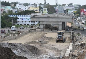 பாறை உடையவில்லை; மண் கிடைக்கவில்லை மைல்கல்லில் 6 மாதமாக வேலையே நடக்கவில்லை