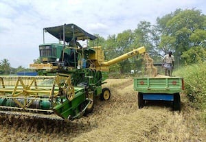  கூலி தொழிலாளர்கள் நியமனத்தில் கலெக்டர்களுக்கு நெருக்கடி புதிய நெல் கொள்முதல் மையங்கள் திறப்பதில் இழுபறி