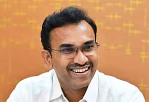 குறுக்கு வழியில் முயற்சிக்காமல் நேர்மையான முறையில் தேர்தலை சந்தியுங்கள்; அமைச்சர் அருண்ராஜ் ஆவேசம்