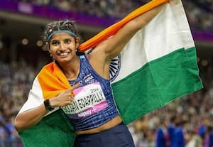 இந்தியாவுக்கு மேலும் ஒரு வெள்ளி; நீளம் தாண்டுதலில் ஆன்சி சோஜன் அசத்தல்