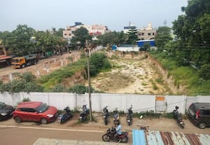  கொடுங்கையூரில் ரூ.34 கோடி நிலம் மீட்பு 18 கடைகளை இடித்து அகற்றியது மாநகராட்சி