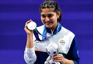 ஆசிய விளையாட்டு போட்டி அப்டேட்; இந்தியா இதுவரை வென்ற பதக்கம் 39
