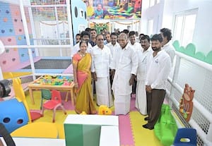அன்பாலயா பள்ளியில் குழந்தைகள் உள்விளையாட்டு அரங்கம் திறப்பு