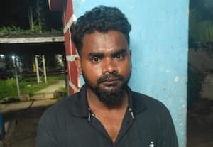 ரயில் பயணியிடம் செல்போன் திருடியவர் கைது