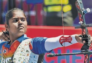 ஆசிய விளையாட்டு போட்டி வில்வித்தையில் தங்கம் வென்றார் இந்திய வீராங்கனை குங்கும்