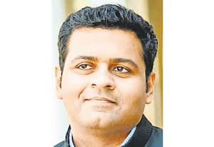 அப்பா-மகன் எம்.பி.,க்கு  பின்னால் அரசியல்!