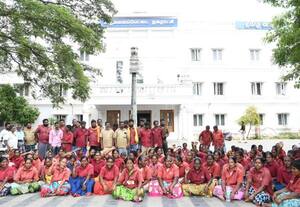 துாய்மை பணியாளர்கள் 2வது நாளாக போராட்டம்