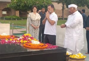 காந்தி சமாதியில் காங்கிரஸ் நாடகம்!