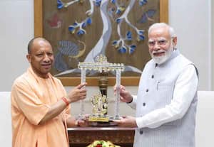 நொய்டா விமான நிலைய பெயர் மாற்றம்; நரேந்திர மோடி பெயரை சூட்ட உபி அரசு முடிவு